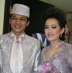 Pernikahan Pasha Ungu Diharapkan Jadi Panutan Anak Muda