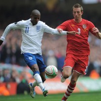 Formasi Baru Menangkan Inggris