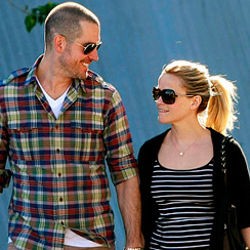 Reese Witherspoon Resmi Lepas Status Janda