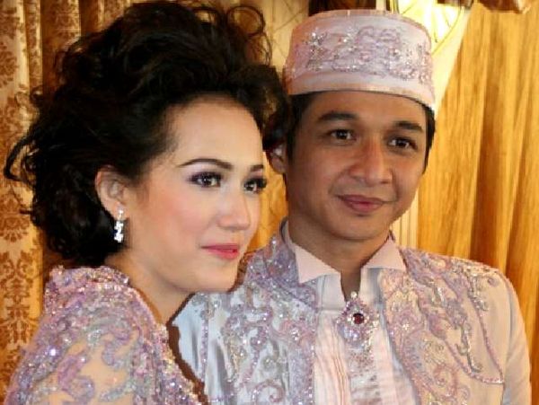 Ekspresi Kebahagiaan Pasha & Adelia