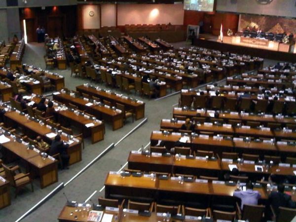 Rapat Paripurna DPR Sepi