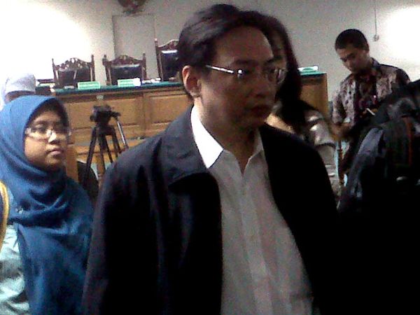 Putranefo Divonis 6 Tahun Penjara