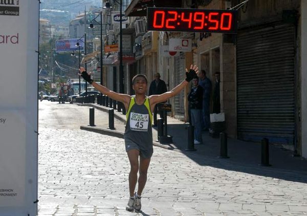 Prajurit Indobatt Juara 3 Lomba Marathon di Beirut