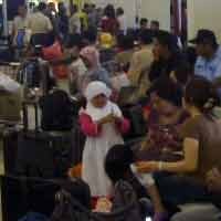 Perbaikan Landasan Pacu Belum Kelar, Ribuan Penumpang Menumpuk di Juanda