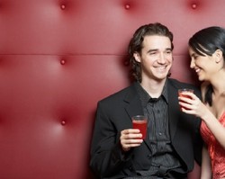 Atasi Rasa Gugup Jelang Kencan Pertama