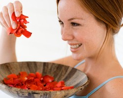 Masker Alami untuk Rawat Kulit Kombinasi