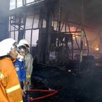 Pabrik Milik Martini Food di Karangpilang Kembali Terbakar