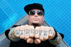 Vanilla Ice Akan Bermain dalam Sebuah Pementasan Teater