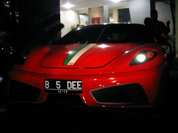 Polisi Sita Ferrari Milik Malinda Dee