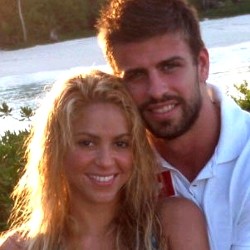 Shakira Bantah Pacari Pesepakbola Gerard Pique