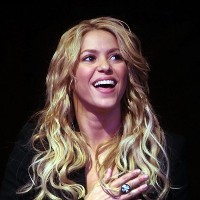 Madrid Berencana Usir Shakira 
