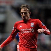 Si Merah Beri Kontrak Baru untuk Lucas