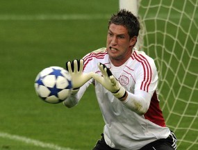 Belum Ada Kontak Juve untuk Stekelenburg