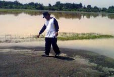 Ferrari Malinda di Mabes Polri Laris Diajak Foto Bareng