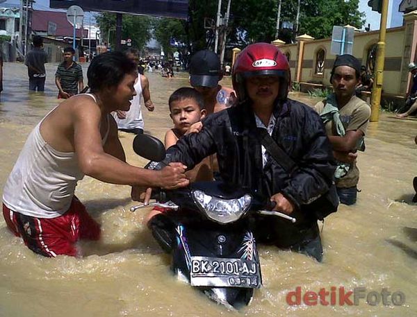 Motor Terendam Banjir