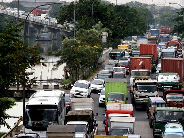Martadinata Dibeton, Macet Hingga Tol Ancol
