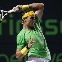 Libas Federer, Nadal Tantang Djokovic