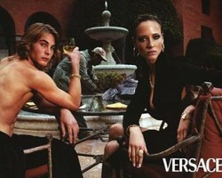 Korban Tabrak Lari, Eks Model Versace Tewas