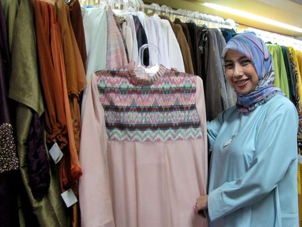 Aneka Busana Muslim di Meeta Fauzan