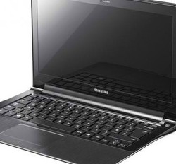 Samsung Kenalkan Pesaing MacBook Air