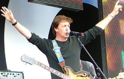 Paul McCartney Menjadi Tamu dalam Album Baru Steve Martin
