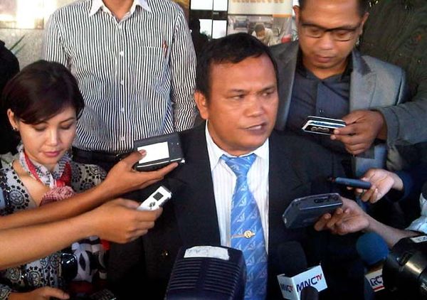 Nurdin Halid Laporkan Saleh Mukadar ke Polisi