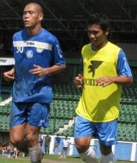 Eka dan Radovic Disiapkan Gantikan Peran Hariono