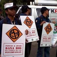 Ajak Masyarakat Awasi Dana BOS, KPK Sediakan SMS 9123