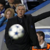 Ancelotti: Sulit Menang di Old Trafford