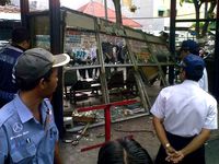 12 Loket Tiket Bus AKAP Dibongkar Paksa