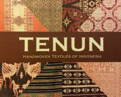 Cita Tenun Indonesia Luncurkan Buku Tenun
