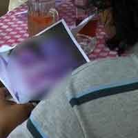 Foto Wanita Telanjang Berserakan di Jalanan Mojokerto