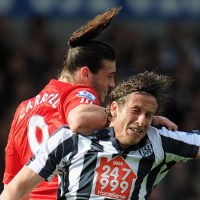 Carroll Lebih dari Sekadar Striker Murni