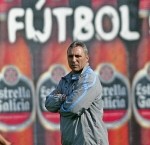 Stoichkov Berminat Tangani Timnas Vietnam