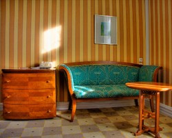 Tips Menghias Rumah dengan Cat Dinding