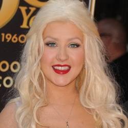 Christina Aguilera Dinobatkan Sebagai Artis Terinspiratif oleh Kaum Gay