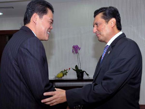 Fadel Muhammad Terima Dubes Thailand