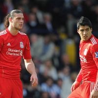 Carroll Ingin Lebih Klop dengan Suarez