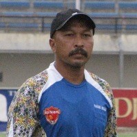 Fakhri Husaini: Tak Masalah Persib Pasang Empat Striker