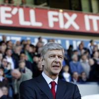 Wenger Dibela, Suporter Dicela