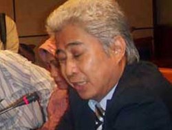 Max Moein Cs Jalani Sidang Perdana