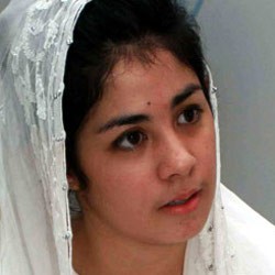 Risty Tagor Masih Bungkam Soal Kelahiran Anak Pertamanya