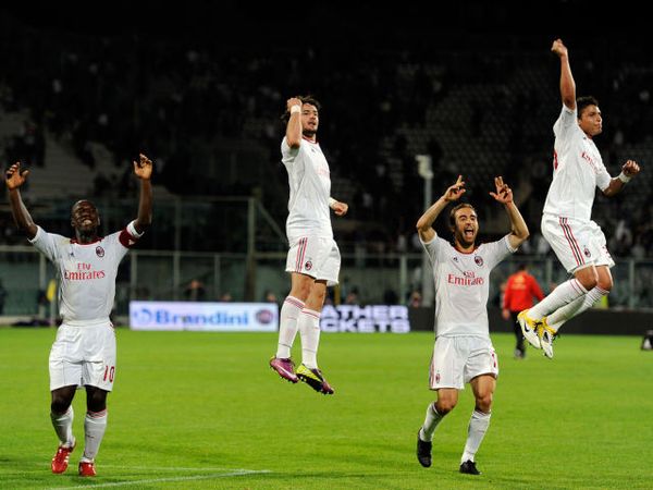 Milan Masih Kokoh  