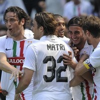 Sindrom Olimpico Bikin Nyonya Tua Tak Tangguh di Kandang