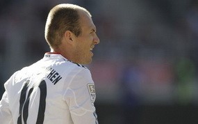 Skorsing dan Denda untuk Robben