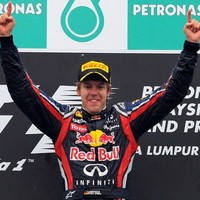 Horner Puji Vettel yang Makin Cool