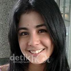 Risty Tagor Sembunyikan Persalinannya dari Keluarga?