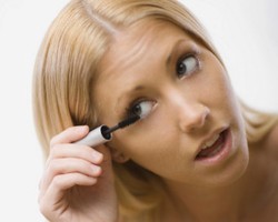 Tips Agar Maskara Tidak Cepat Kering