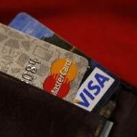 Tiru Malaysia, BI Bakal Batasi Kepemilikan Kartu Kredit