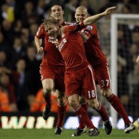 Dalglish Puas dengan Performa Penyerangnya